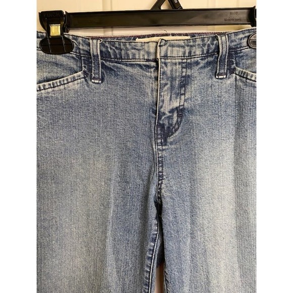 Tommy Hilfiger Capri’s Womens Size 4 Medium Wash Mid Rise - Picture 5 of 5